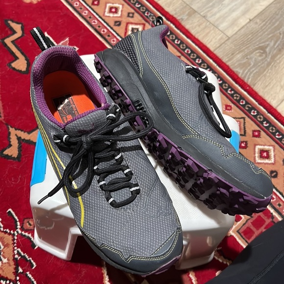 1 hour sale. Puma. Complete running shoe - Picture 8 of 9